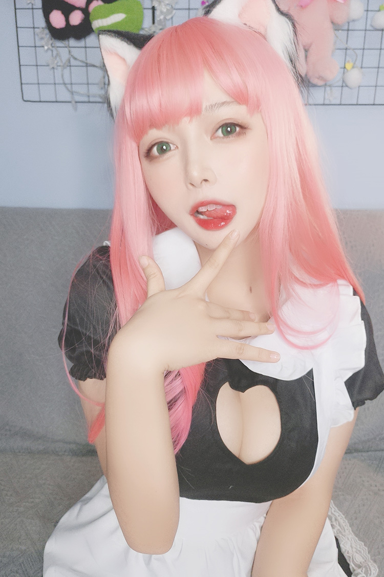 [黑猫猫OvO] 2020.04.02 猫女仆自拍