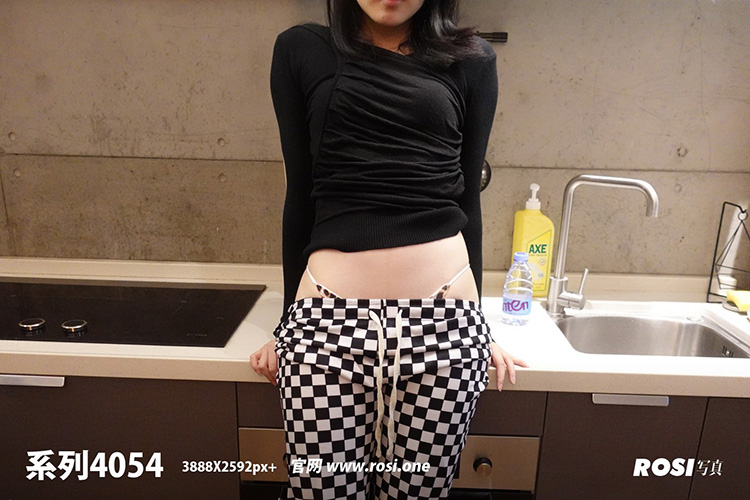 [ROSI写真] 2023.01.10 No.4054