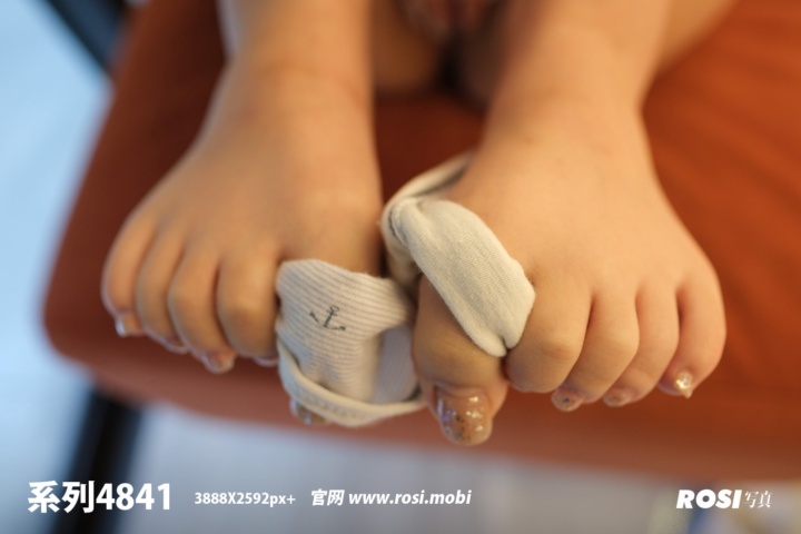 [ROSI写真] 2025.03.07 No.4841