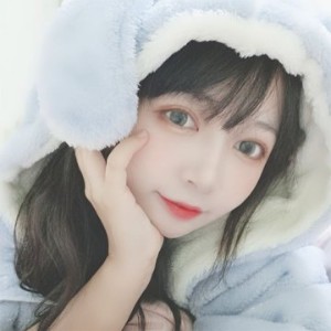 黑猫猫OvO