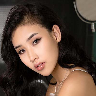 vivian