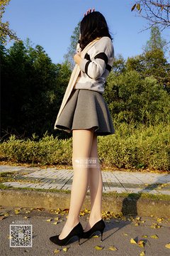 [妖精视觉] 2017.03.24 《光晕散落的丝袜》糖糖 - 封面图
