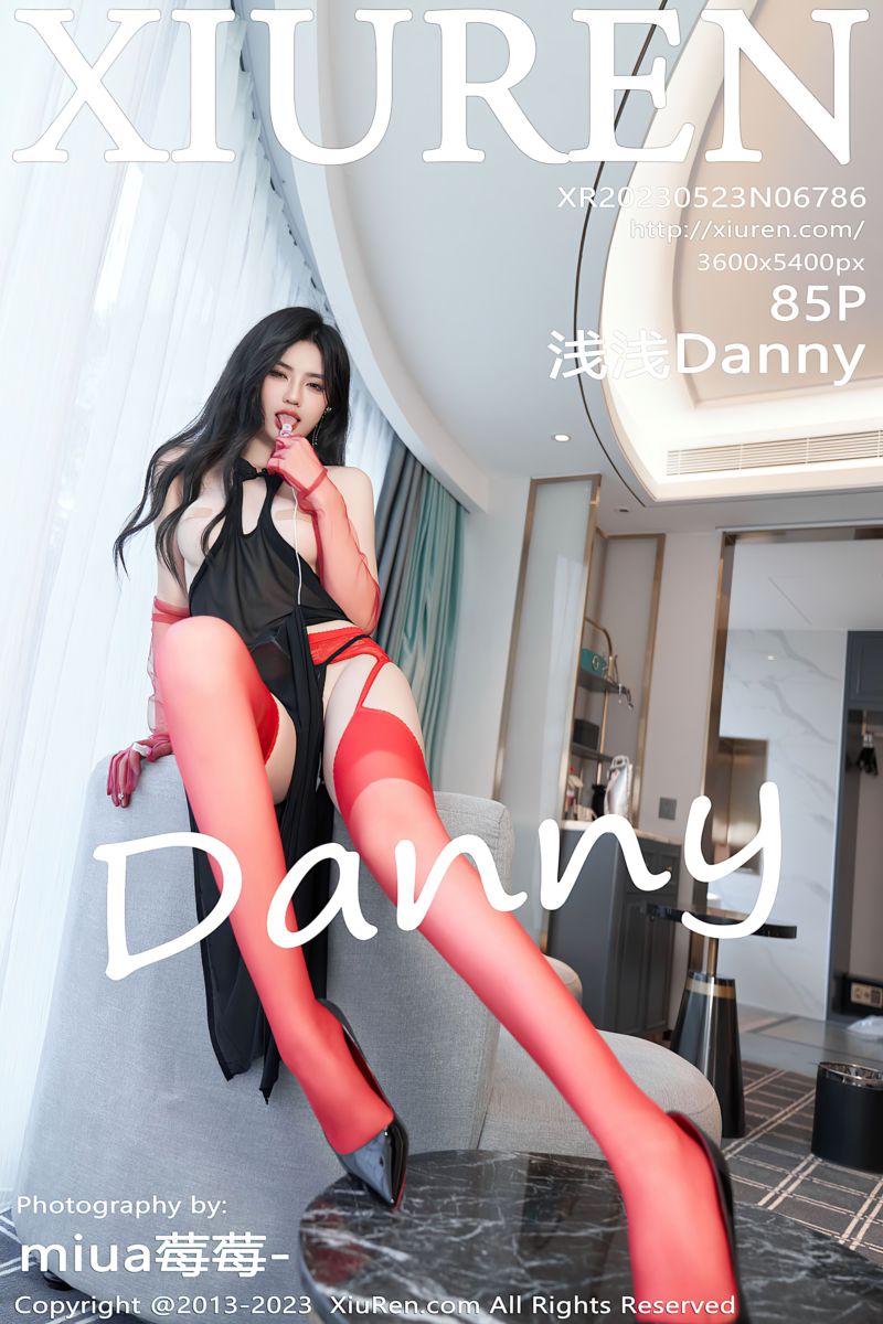 [XiuRen秀人网] 2023.05.23 No.6786 浅浅Danny 黑色轻透服饰