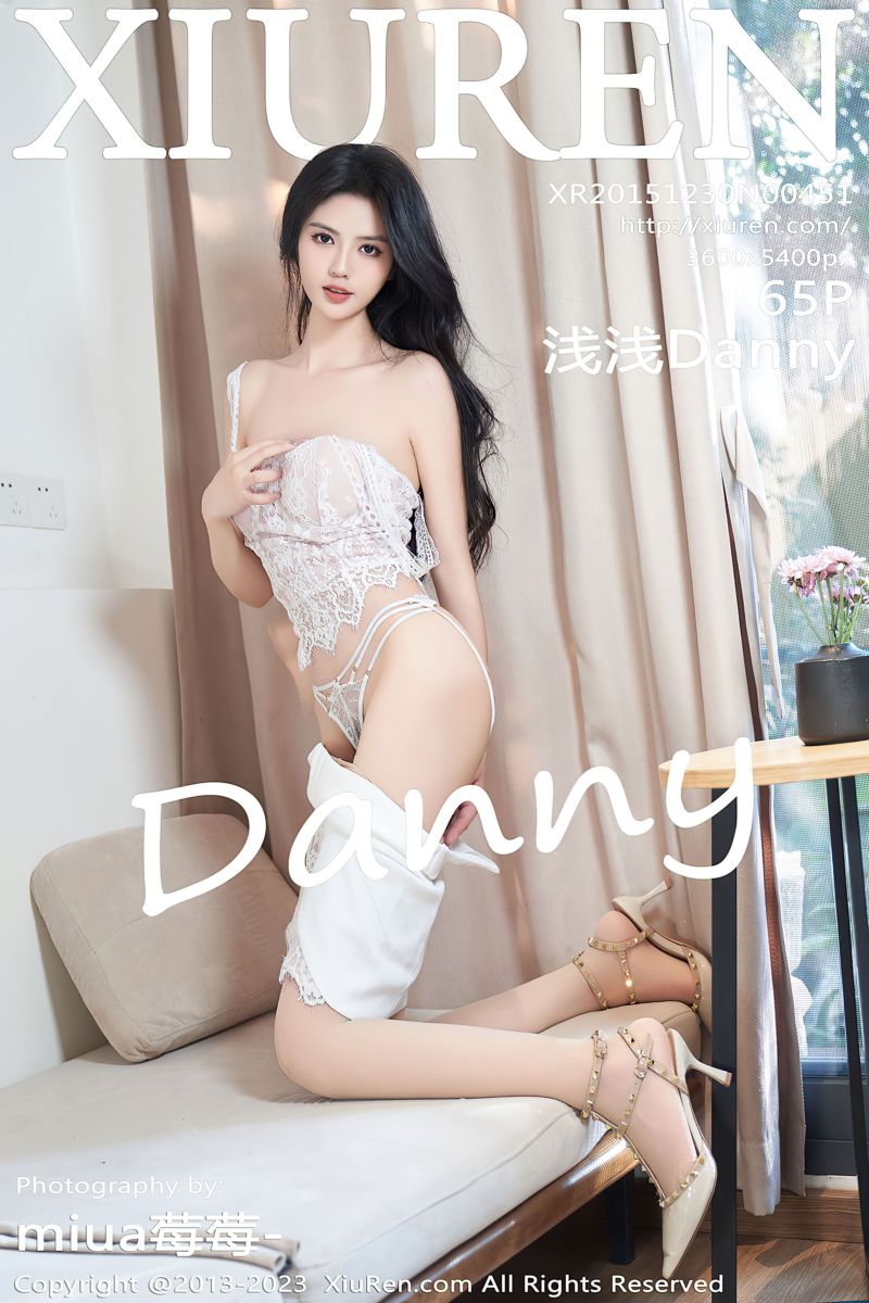 [XiuRen秀人网] 2023.09.20 No.7415 浅浅Danny 浅粉色上衣